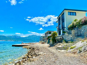 Beachfront villa Pearl of Adria